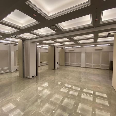J Hotel And Banquets Mumbai Dış mekan fotoğraf